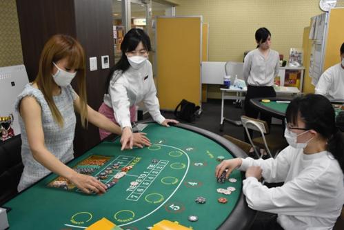 大阪 カジノ スクール：カジノディーラーを養成する学校