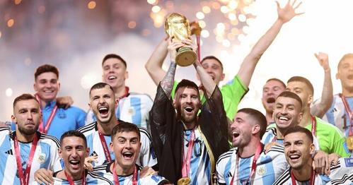 「ワールドカップ優勝国2018、栄光の瞬間を追体験！」