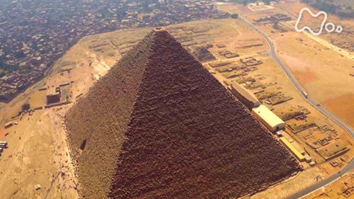 ピラミッドの謎を解き明かす方法